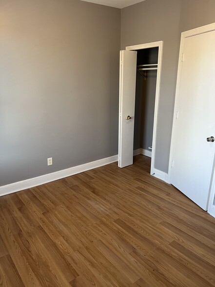 Building Photo - 498 Washington Ave