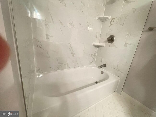 Building Photo - 10195 Valentino Dr