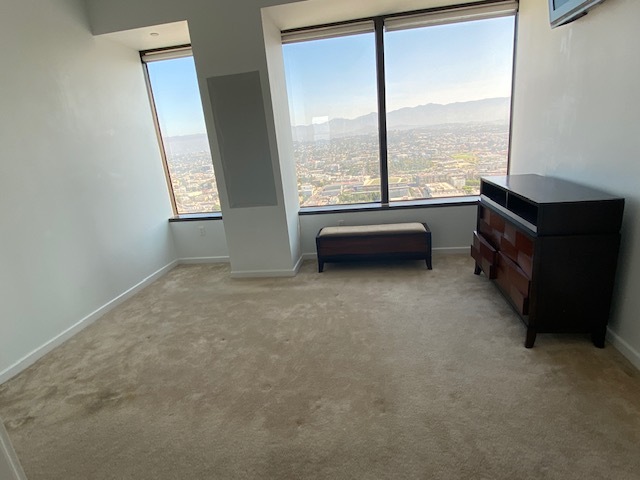 Guest Bedroom - 1100 Wilshire Blvd