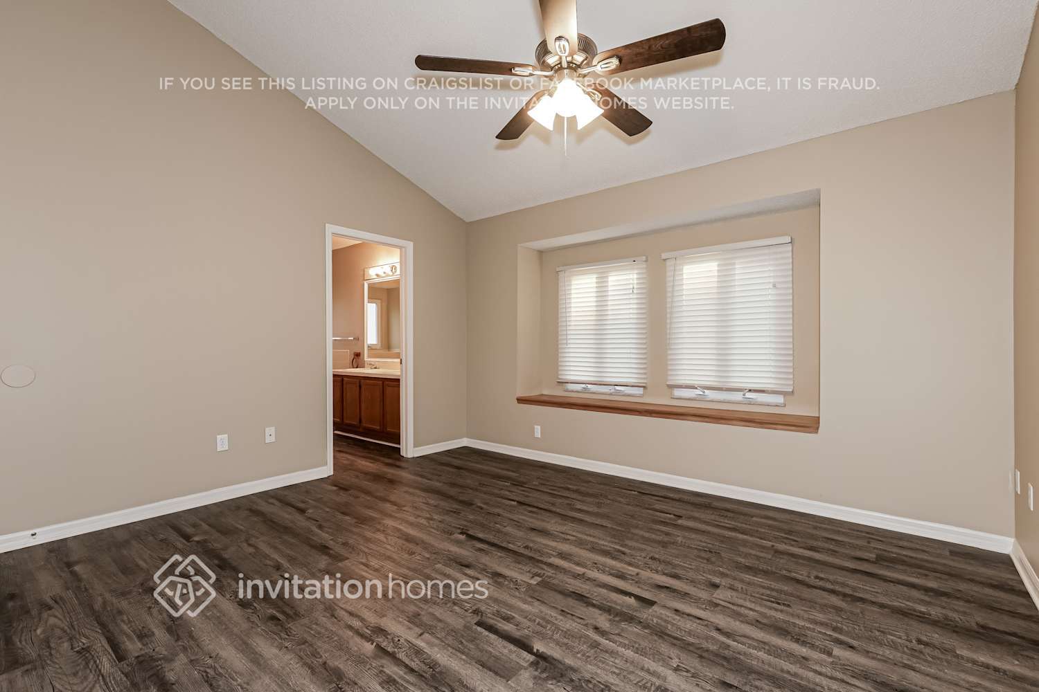 Building Photo - 16103 Dowling Ct