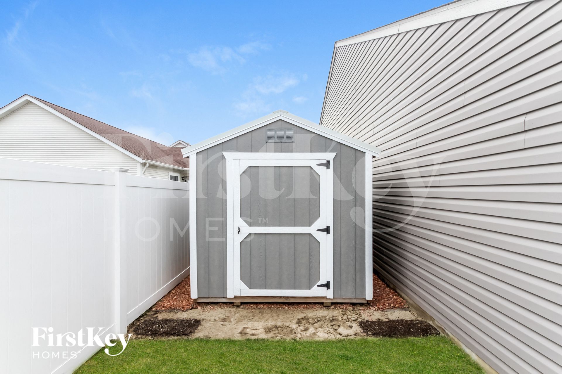 Building Photo - 2116 Willow Oak Ct