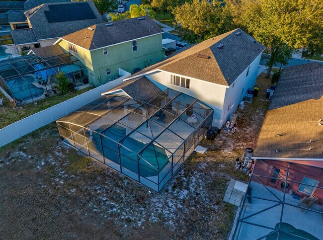 Building Photo - 453 Scrub Jay Way