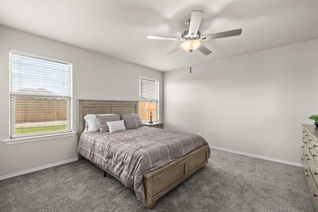 Building Photo - 8503 E County Rd 110