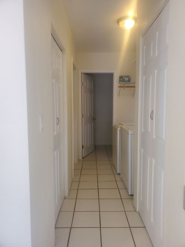 Building Photo - 45-119 Mololani Pl.