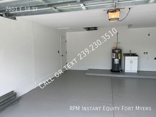 Building Photo - 2601 E 18th St