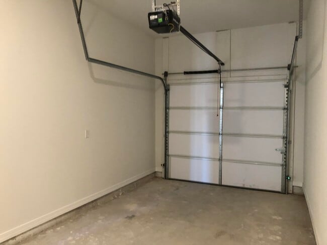 Building Photo - 7581 Le Conte Dr