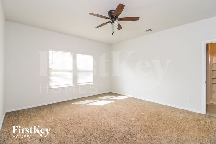 Building Photo - 10479 Ft Cibolo Trl