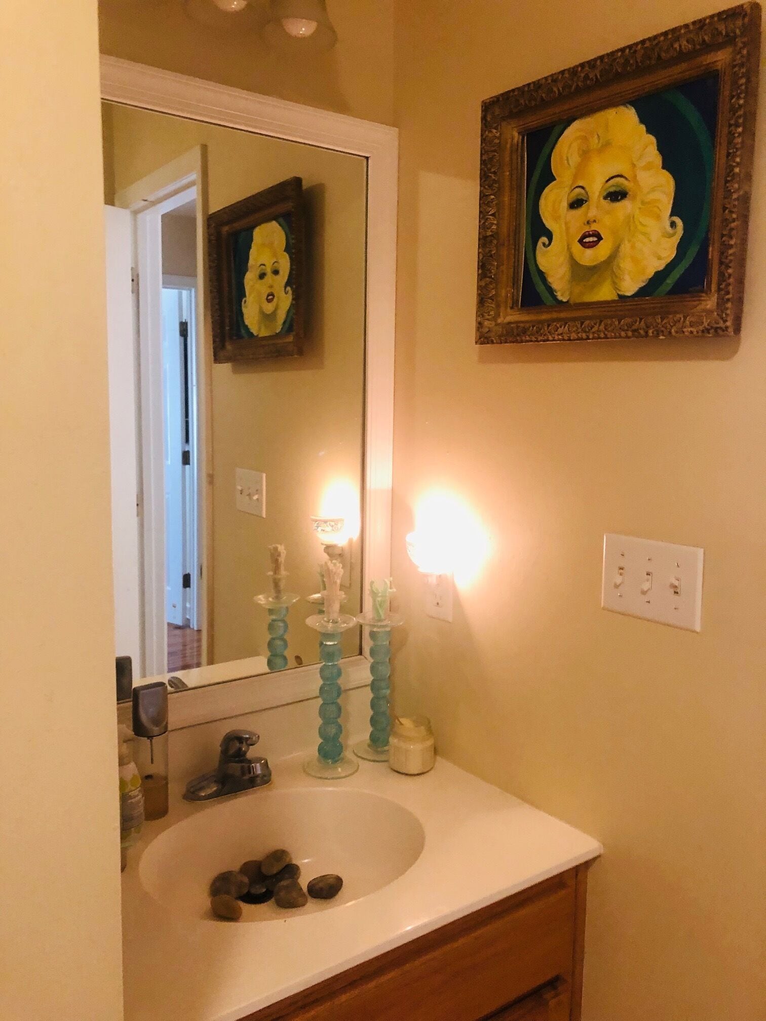 Building Photo - 210 Alum Springs Rd