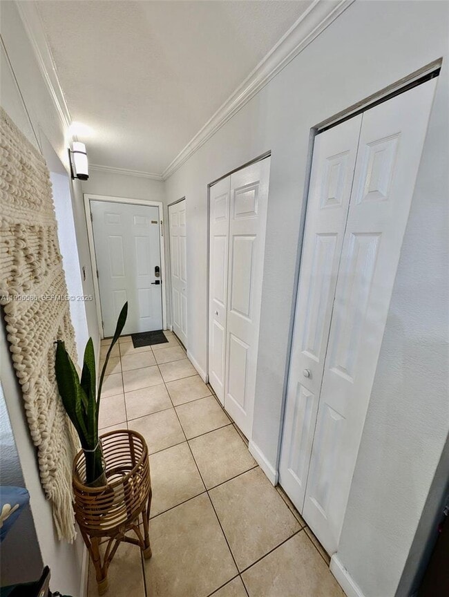 Building Photo - 8550 SW 109th Ave