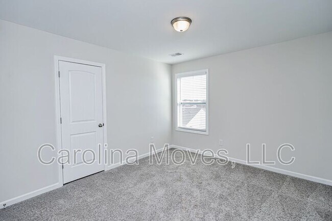 Building Photo - 312 Trail Branch Ct