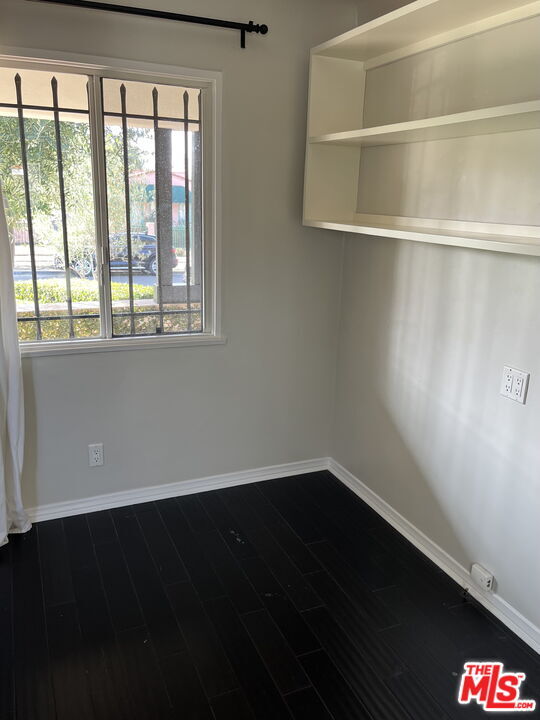 Building Photo - 622 N Formosa Ave