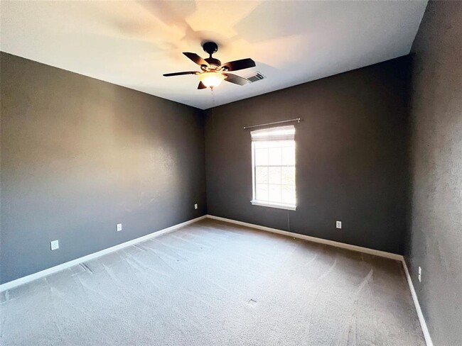 Building Photo - 2443 Salorn Way
