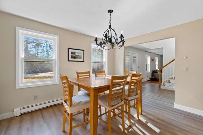 Building Photo - 31 Moulton Ave