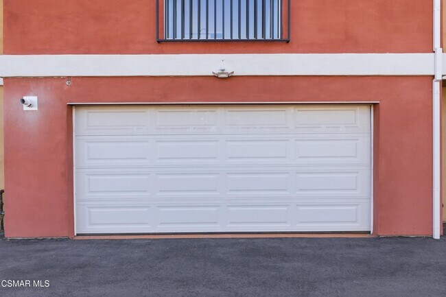 Building Photo - 1740 Patricia Ave
