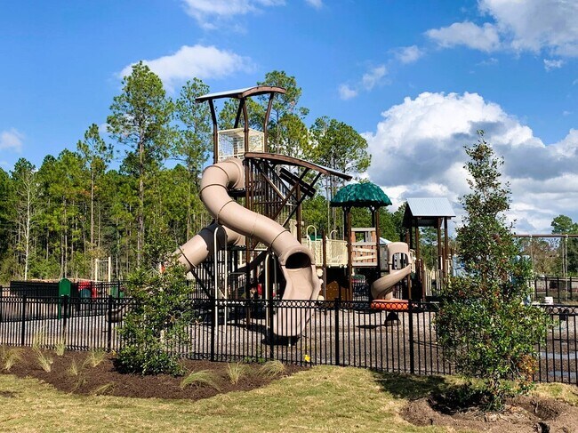 Building Photo - 86269 Express Ct