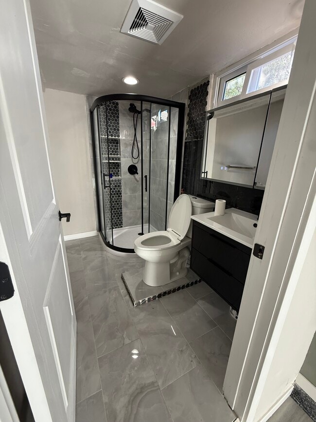 Building Photo - 311 Verllonia St