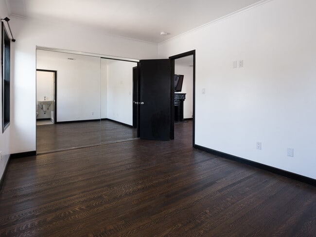 Large Closets - 1255 N Genesee Ave