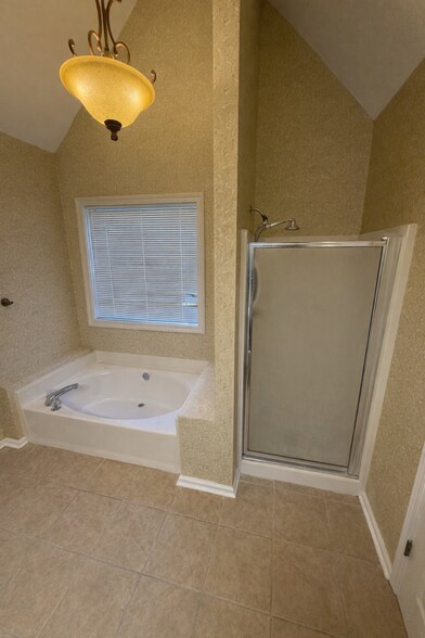 Building Photo - 210 Northridge drive