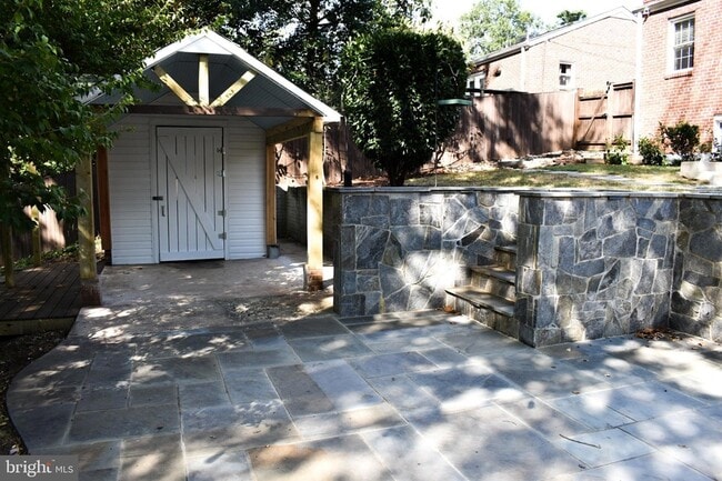 Building Photo - 304 Moncure Dr