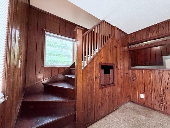 Building Photo - 507 Conniston Rd
