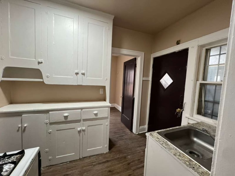 Building Photo - 55 Cotter Ave