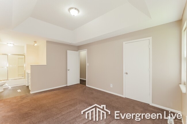 Building Photo - 9133 E 90th Ter