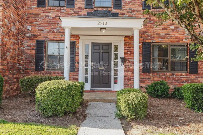 Building Photo - 2918 Arrowhead Dr