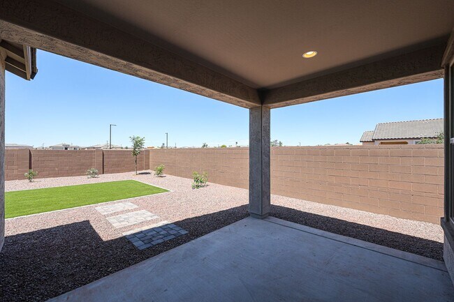 Building Photo - New 4 Bedroom + Den Home in Asante Community