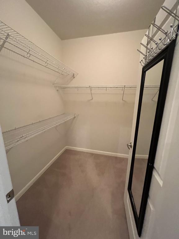 Building Photo - 1021 N Garfield St