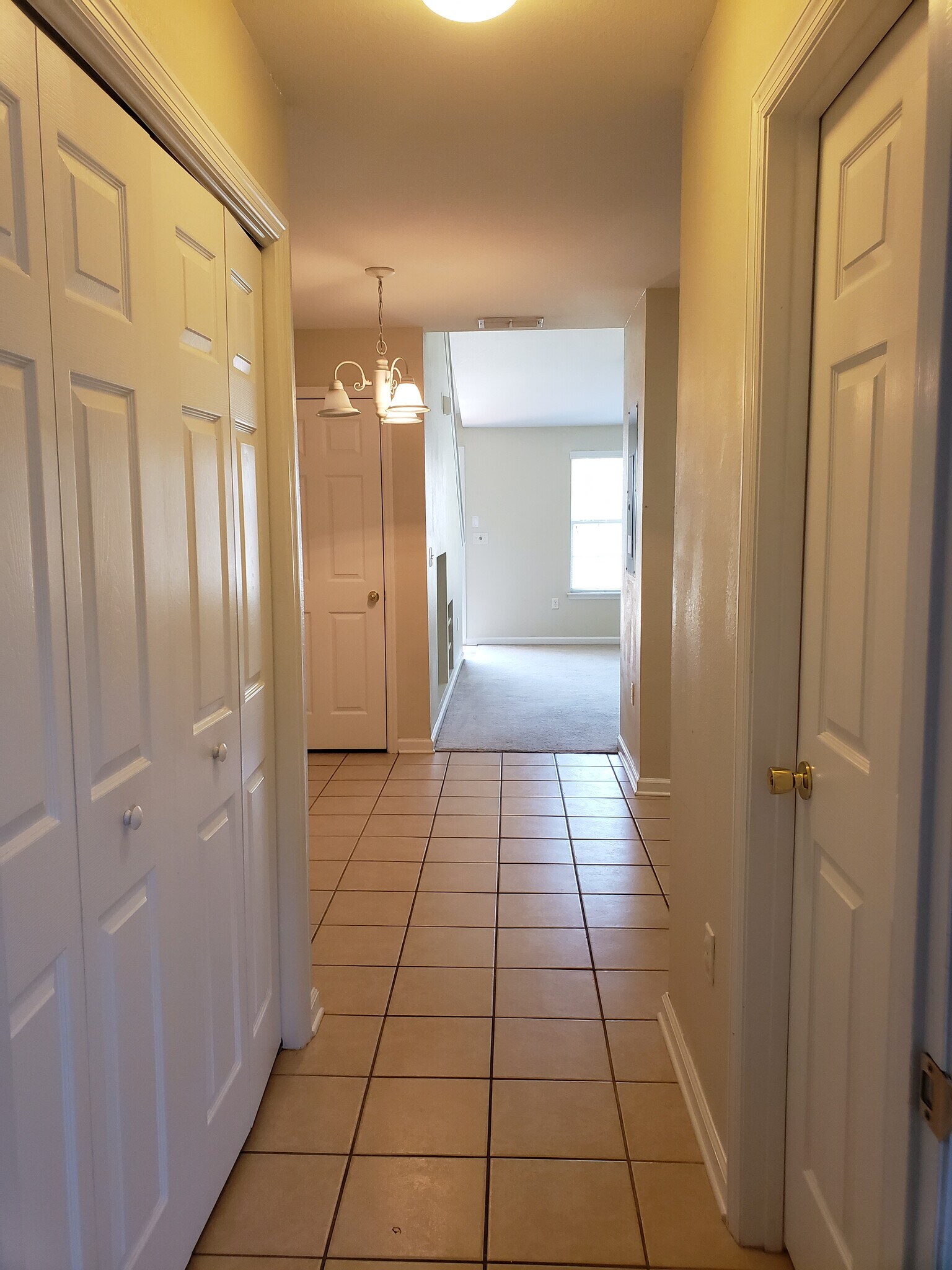 Building Photo - 4434 Gearhart Rd