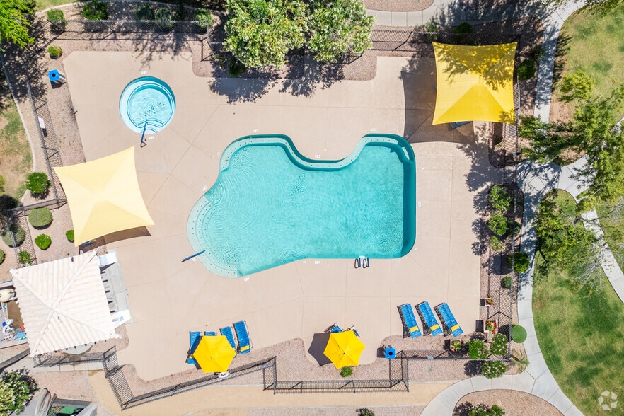 Main Pool - Sterling Point Apartment Homes