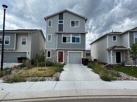 Building Photo - 11270 Feliz Way