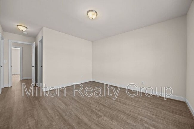 Building Photo - 91 River Stancil Dr