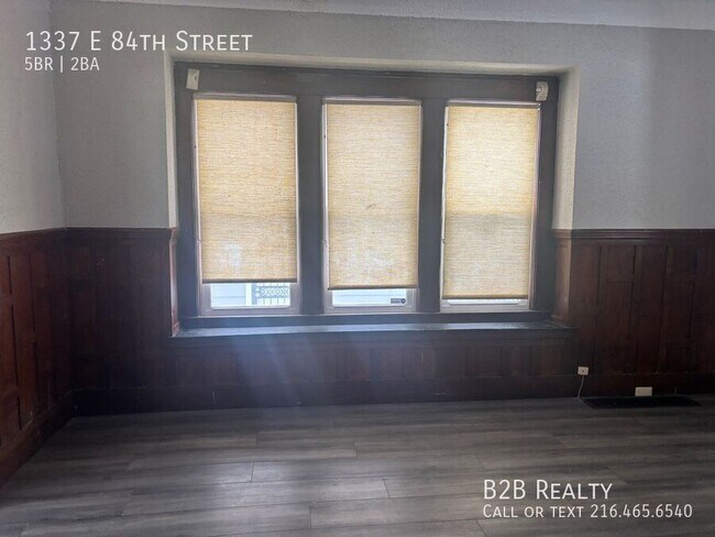 Building Photo - 1337 E 84th St