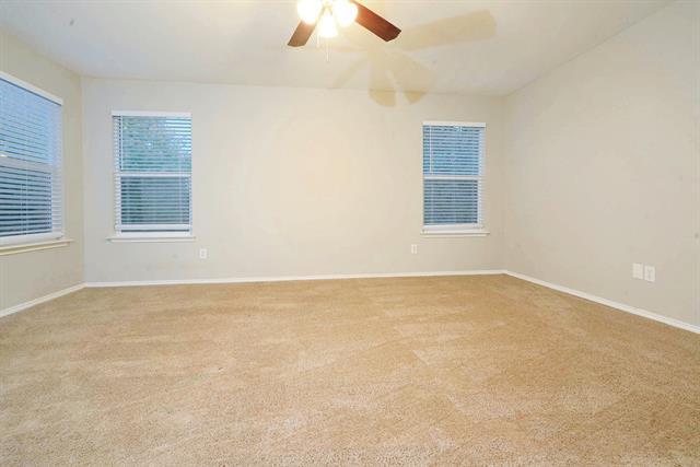 Building Photo - 1612 Cambridge Dr