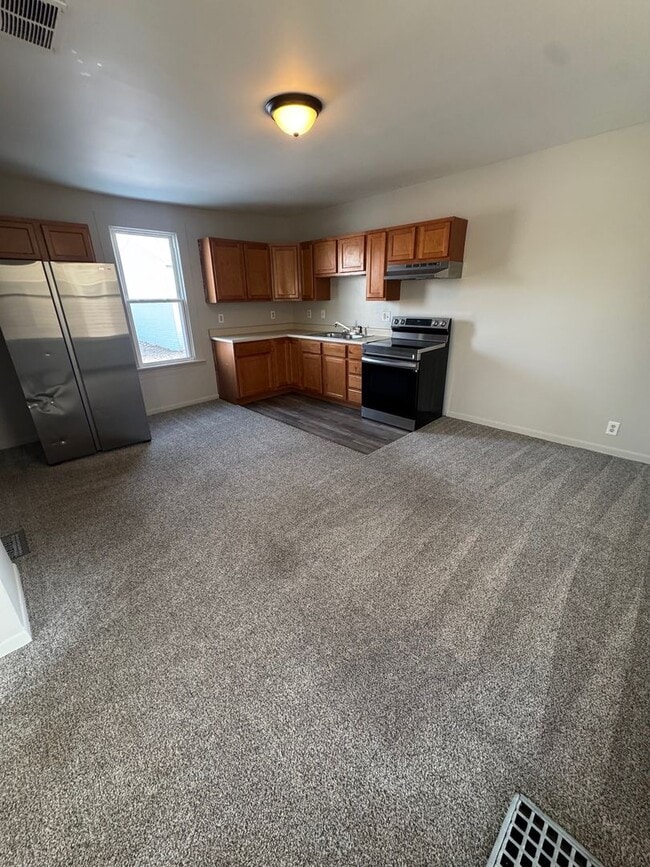 Building Photo - 1620 Jessie Ave