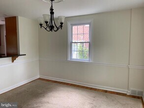 Building Photo - 1524 Knox Rd