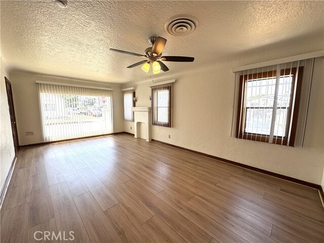 Building Photo - 1049 W 65th Pl