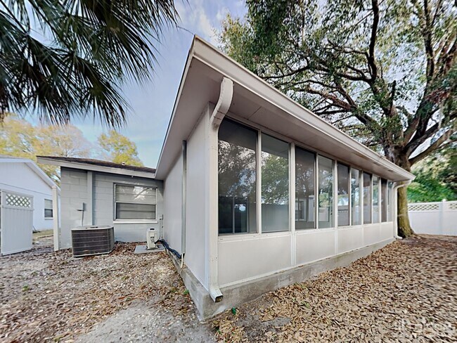 Building Photo - 11511 Blackbark Dr