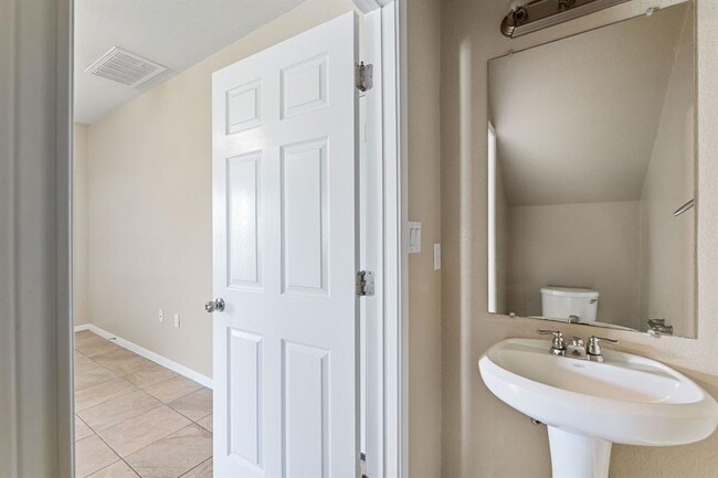 Building Photo - 408 Carl Shipp Dr