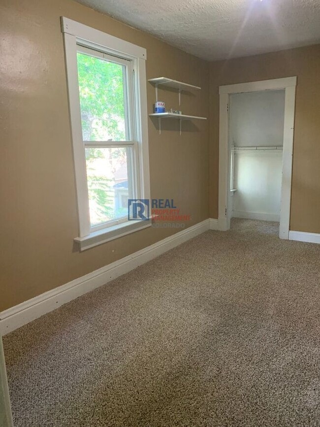 Building Photo - 1531 9th Ave