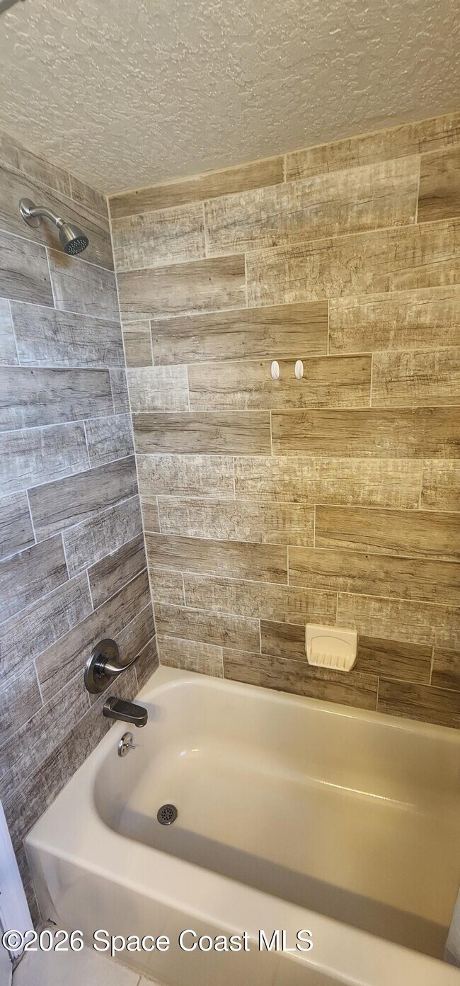 Building Photo - 8208 Presidential Ct