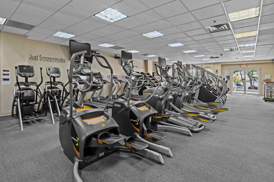 Building Photo - 15 Enterprise Ct