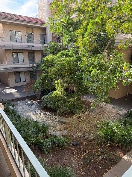 Building Photo - 4141 Via Marisol