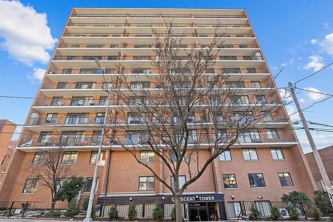 Building Photo - 23-22 30th Rd