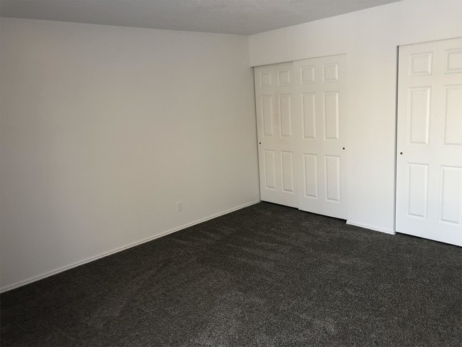 Building Photo - 519 E 3195 S