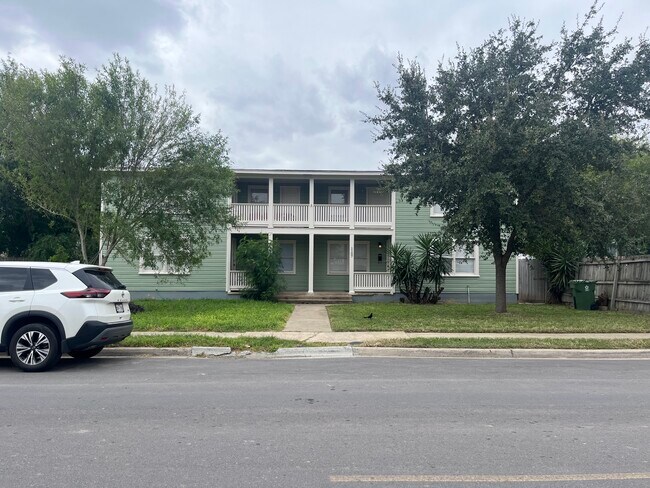 Primary Photo - 1103 W Washington St