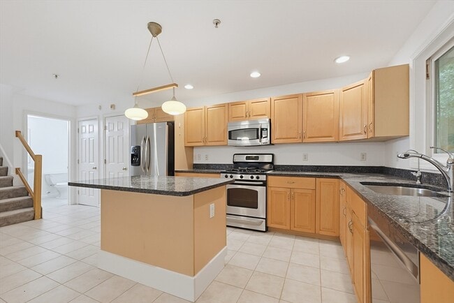 Building Photo - 3103 Maple Brook Rd