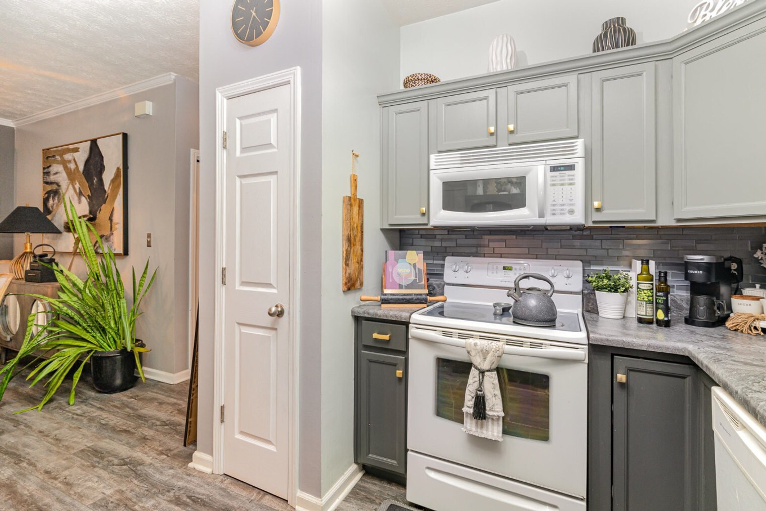 Building Photo - 3738 Meadow Ridge Ln