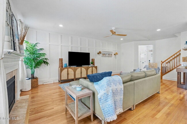 Building Photo - 4B Inglewood Dr